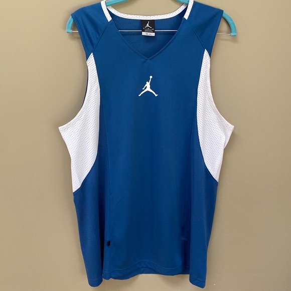 NIKE | Jordan Jersey - Picture 1 of 7